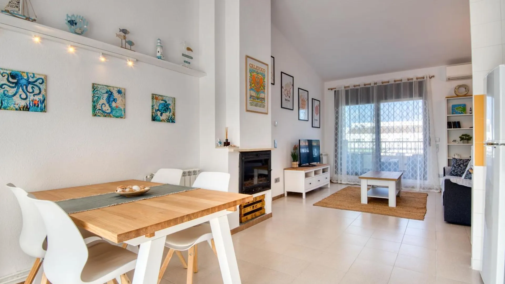 Agnes Apartment L'Escala 0*,